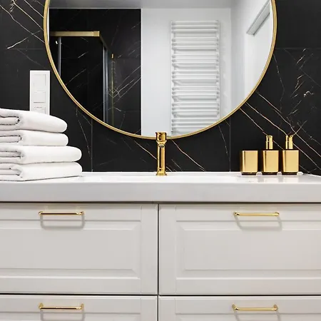 Of The Kings - Onyks Apartamento